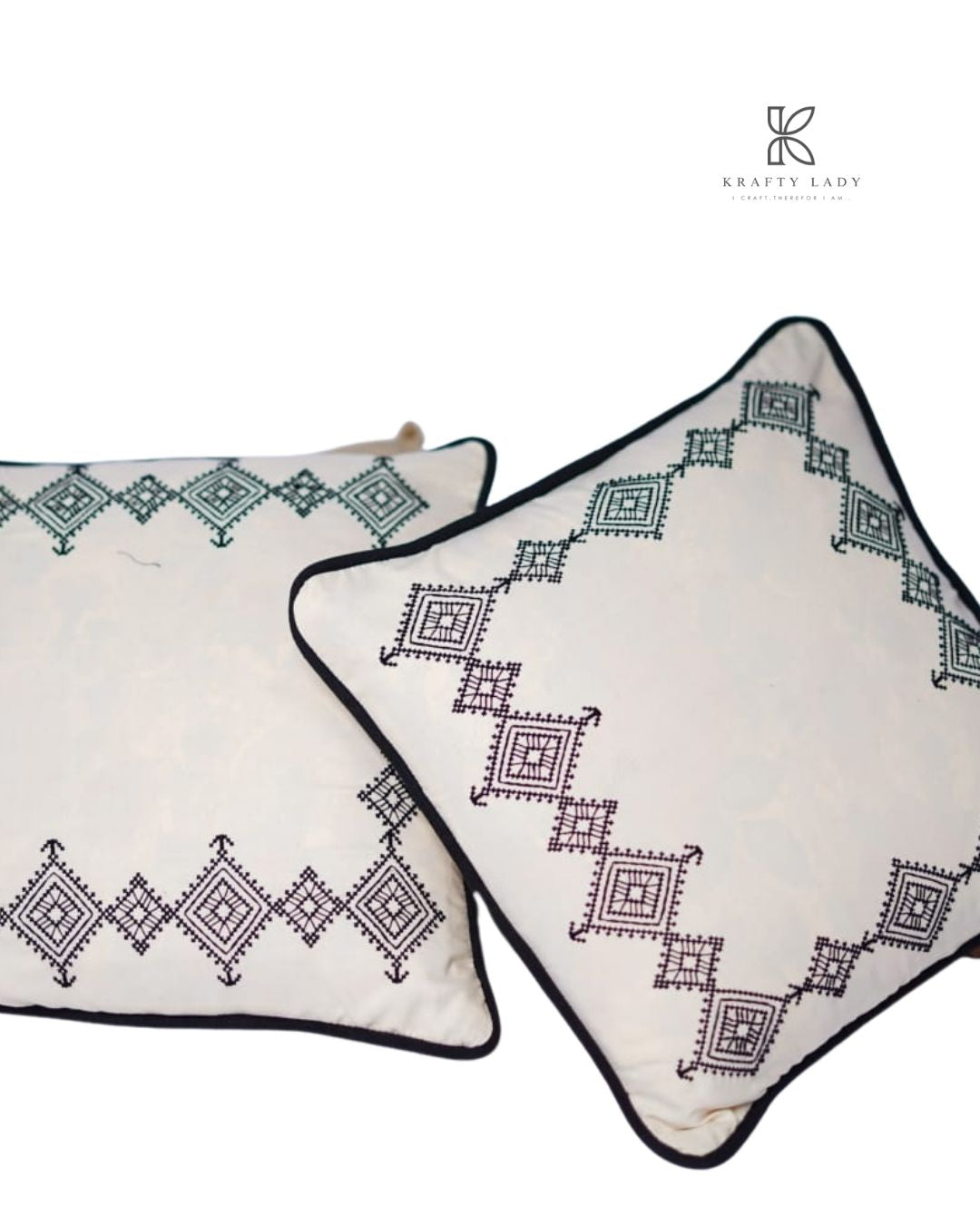 Diamond Border Cushion Set